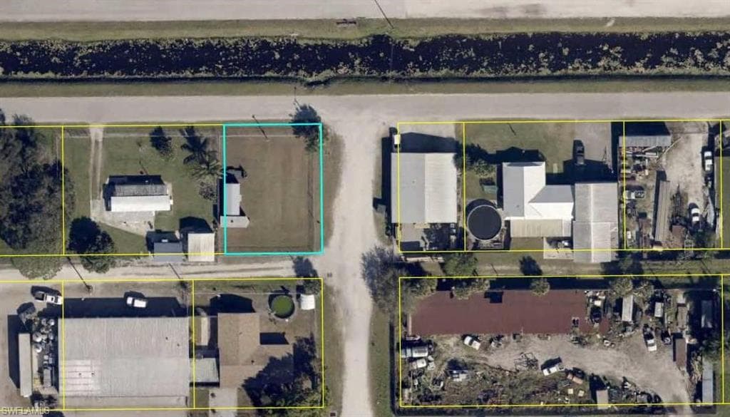642 E Alverdez AVE CLEWISTON, FL 33440