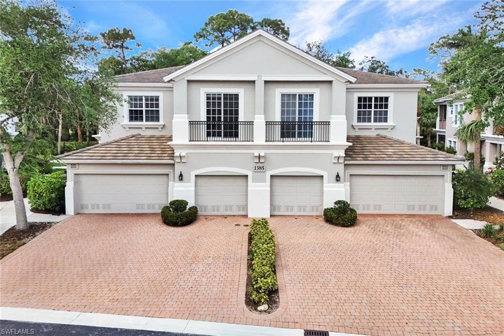 1385 Remington CT 8101 NAPLES, FL 34110
