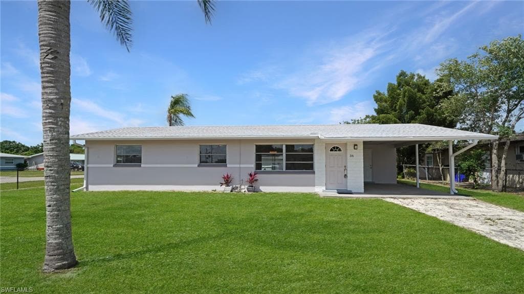 36 Castlebar CIR FORT MYERS, FL 33905