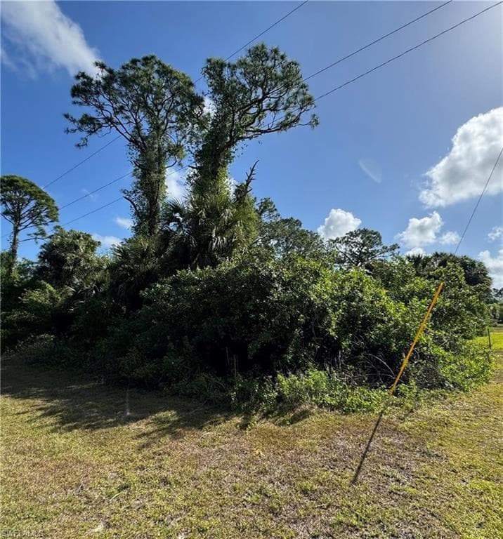 453 Lampion AVE S LEHIGH ACRES, FL 33974
