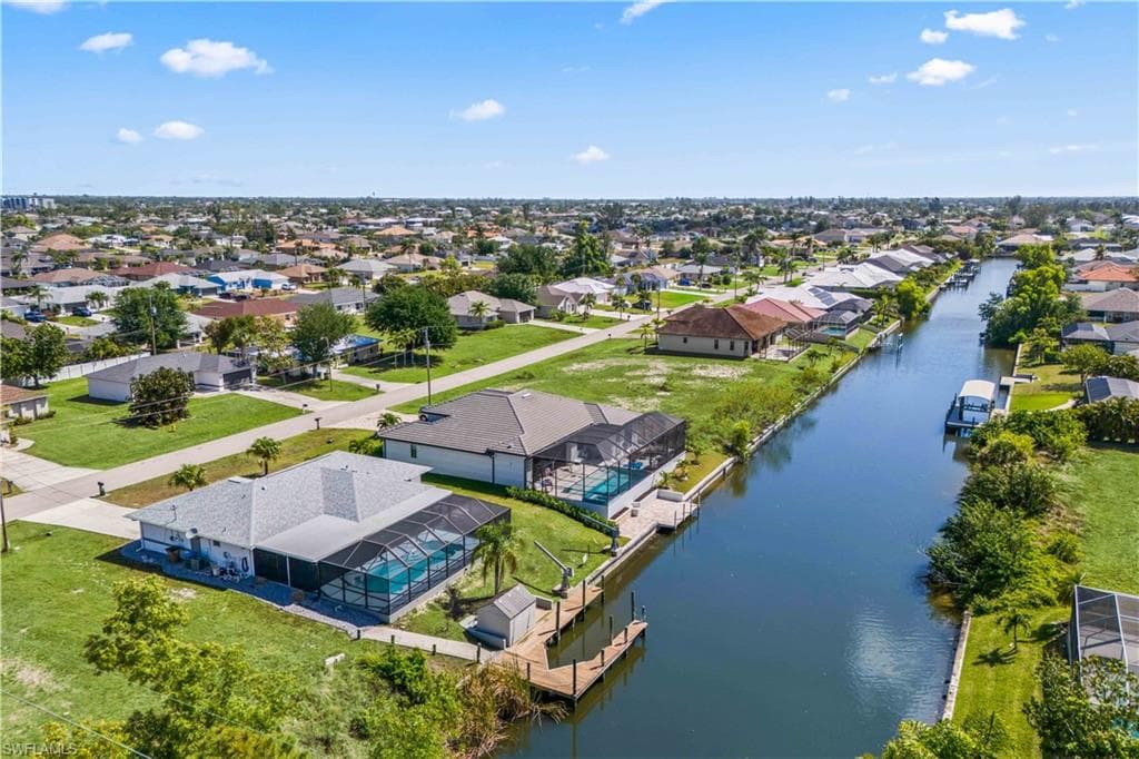 1922 SW 30th TER CAPE CORAL, FL 33914