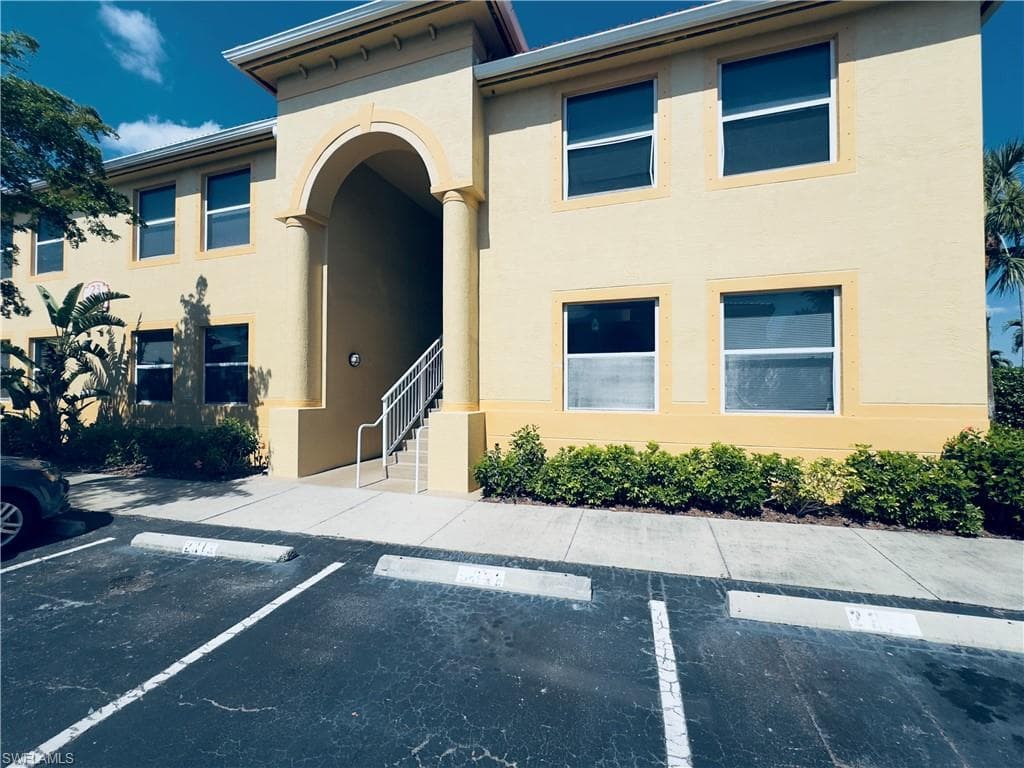 4281 Bellasol CIR 2322 FORT MYERS, FL 33916
