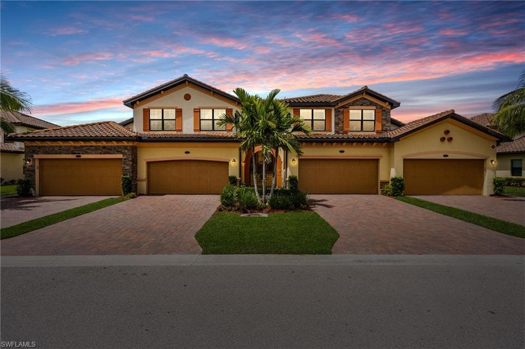 17390 Cherrywood CT 7001 BONITA SPRINGS, FL 34135