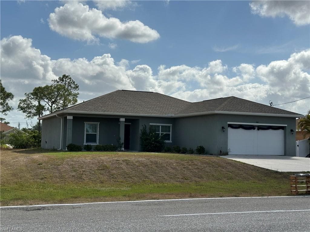 3421 W Gator CIR CAPE CORAL, FL 33909