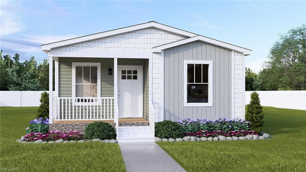 96 Oak LN FORT MYERS, FL 33908