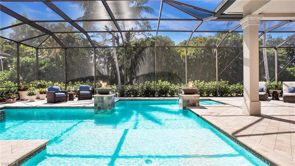 645 Rudder RD NAPLES, FL 34102