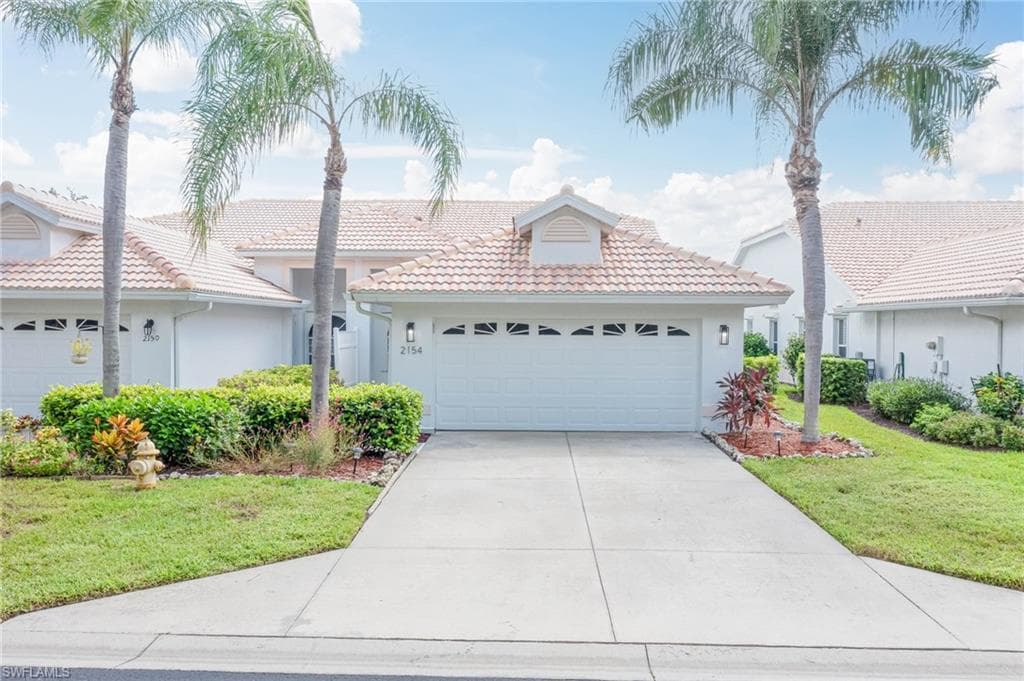 2154 Stacil CIR 14 NAPLES, FL 34109