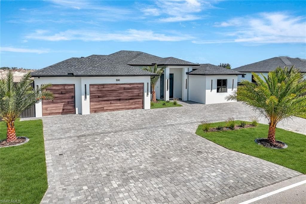 1041 Embers PKWY W CAPE CORAL, FL 33993