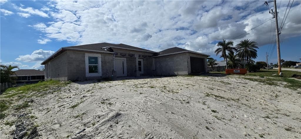 2048 NE 18th ST CAPE CORAL, FL 33909