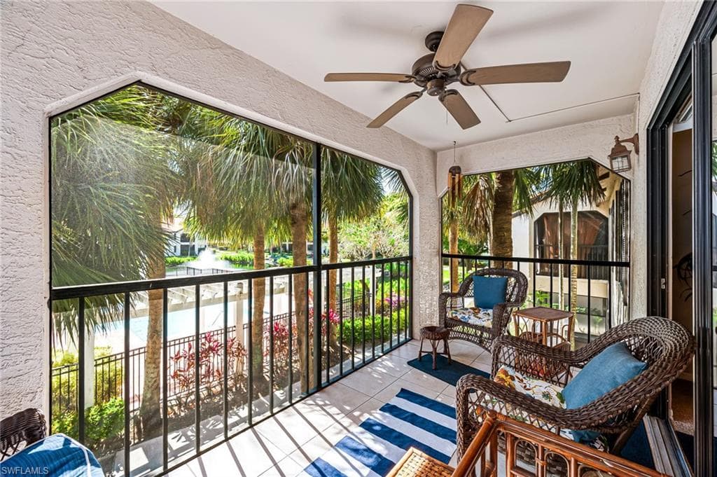 2106 Arbour Walk CIR 2924 NAPLES, FL 34109