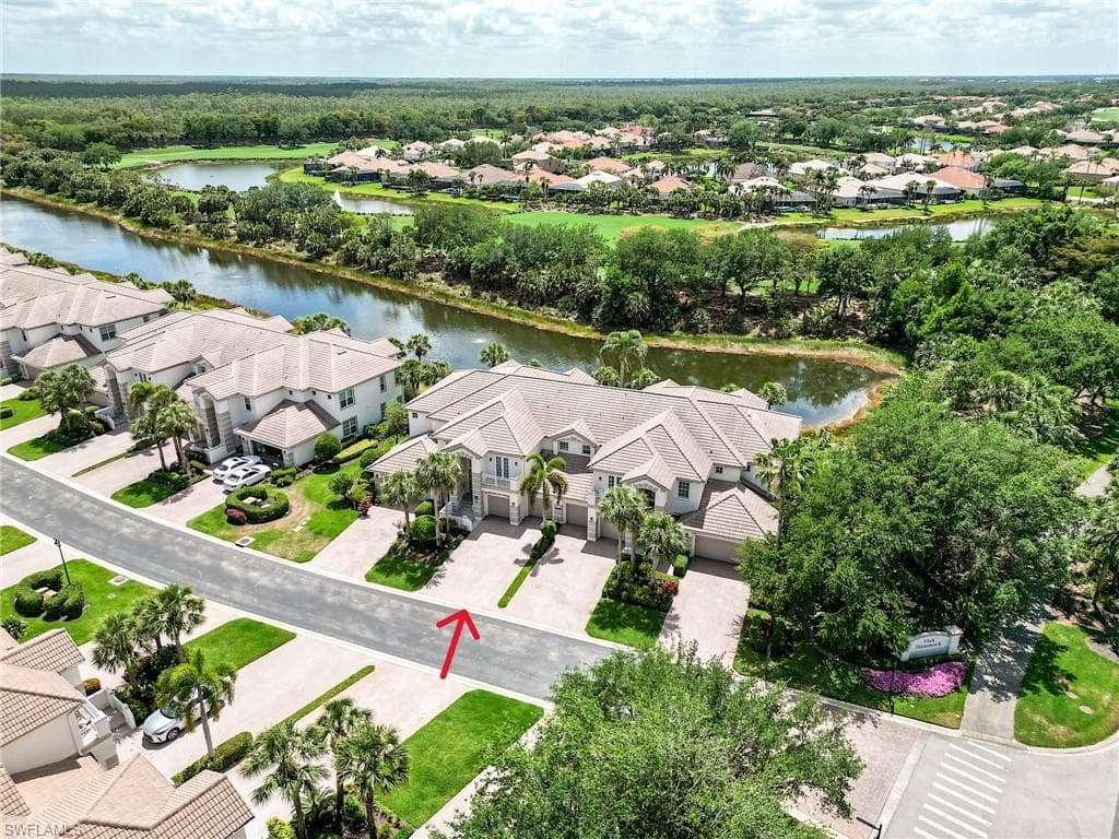 10301 Autumn Breeze DR 201 ESTERO, FL 34135
