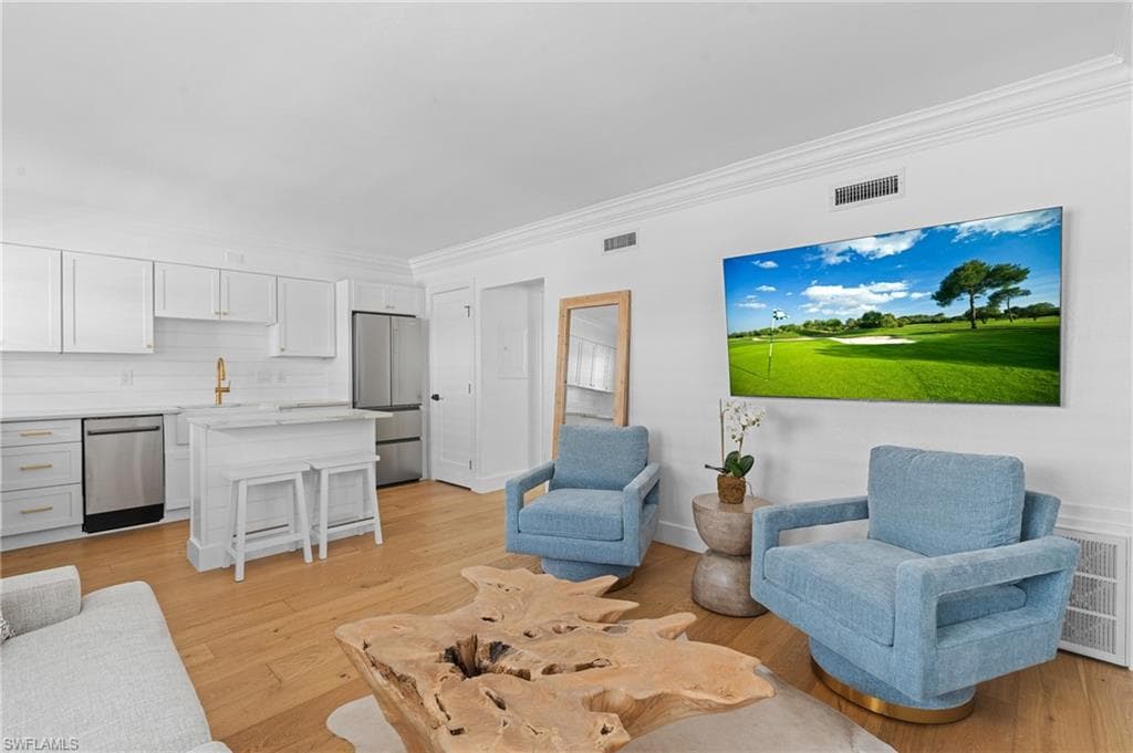 980 7th AVE S 107 NAPLES, FL 34102