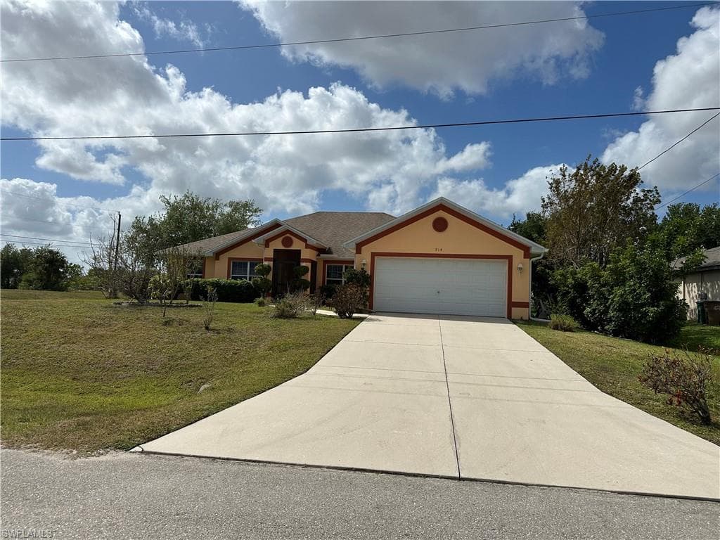 914 NW 12th LN CAPE CORAL, FL 33993