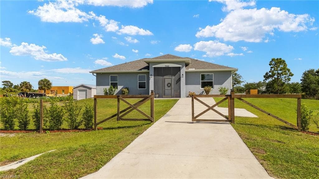 7942 16th PL LABELLE, FL 33935