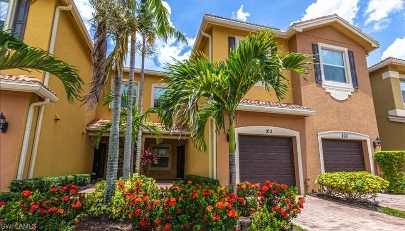 6553 Monterey PT 103 NAPLES, FL 34105