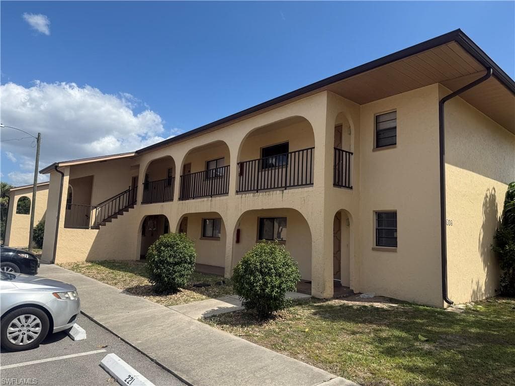 608 Gerald AVE 223 LEHIGH ACRES, FL 33936