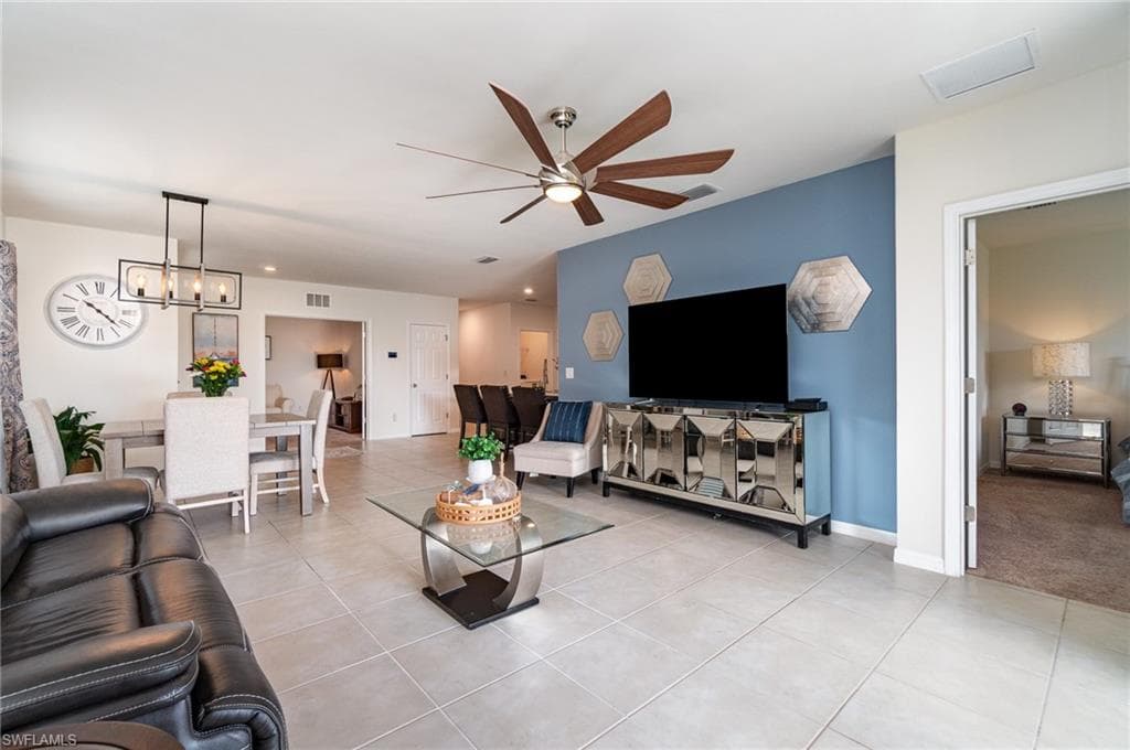 20018 Fiddlewood AVE NORTH FORT MYERS, FL 33917