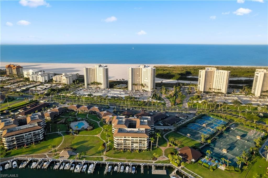 601 Seaview CT C201 MARCO ISLAND, FL 34145