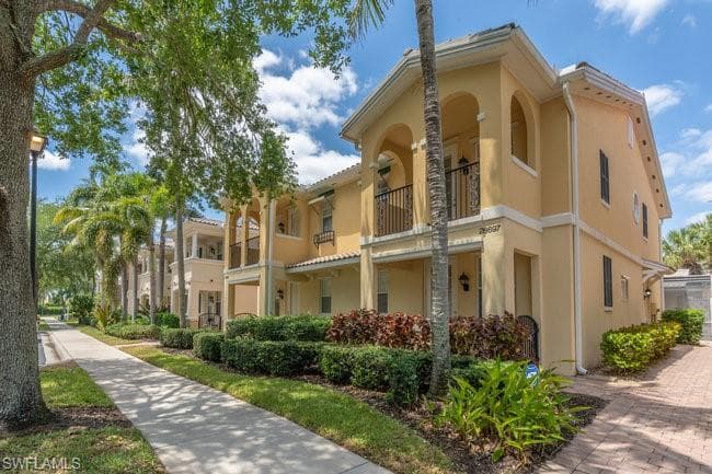 28697 Alessandria CIR BONITA SPRINGS, FL 34135