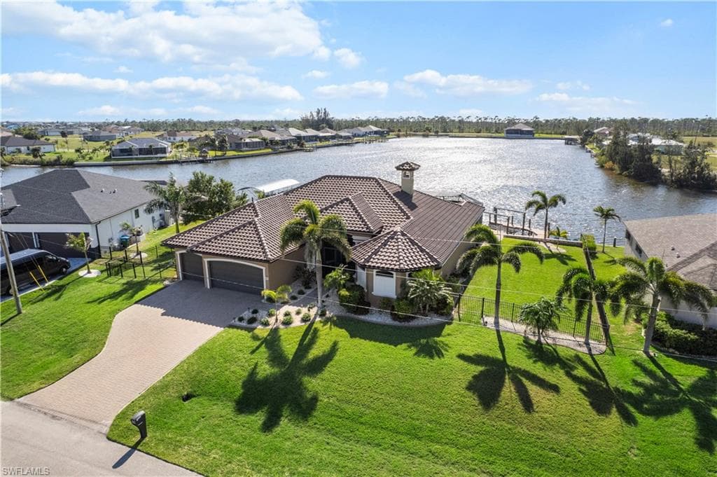 3926 NW 42nd PL CAPE CORAL, FL 33993
