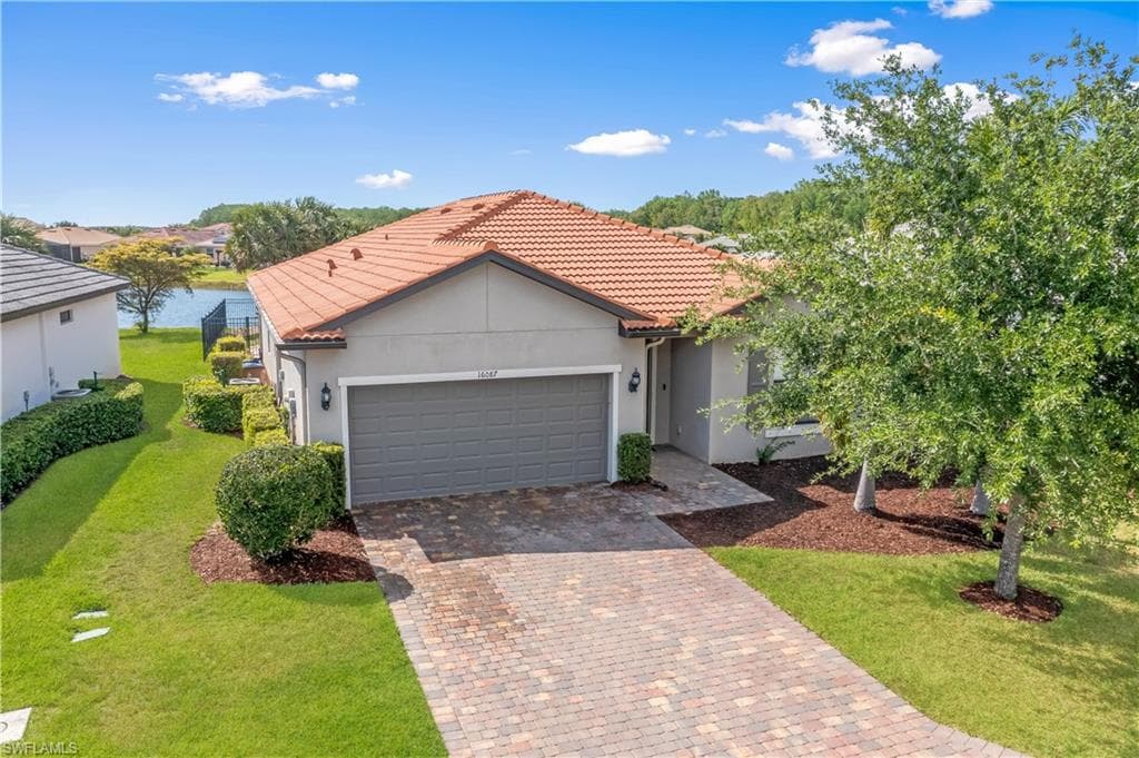 16087 Mistflower DR ALVA, FL 33920