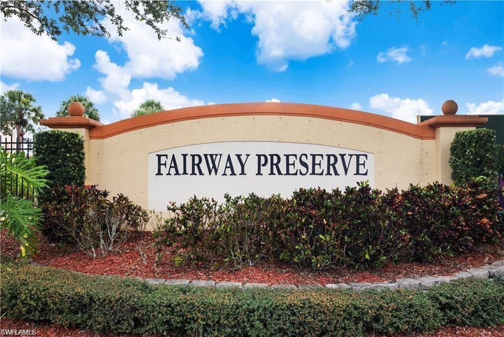 7915 Preserve CIR 214 NAPLES, FL 34119