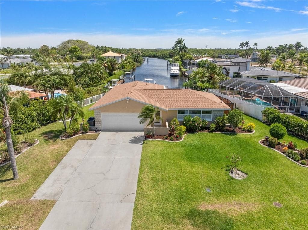 2256 Club House RD NORTH FORT MYERS, FL 33917