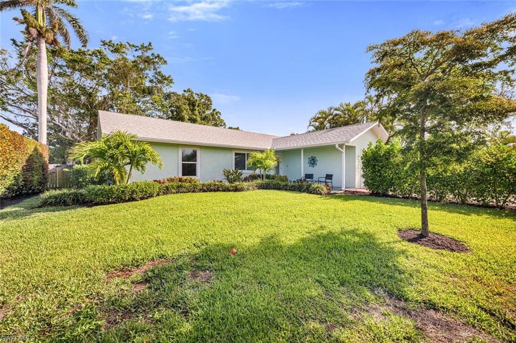 1255 Illinois DR NAPLES, FL 34103