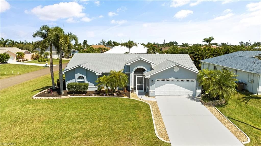 4333 25th PL CAPE CORAL, FL 33914