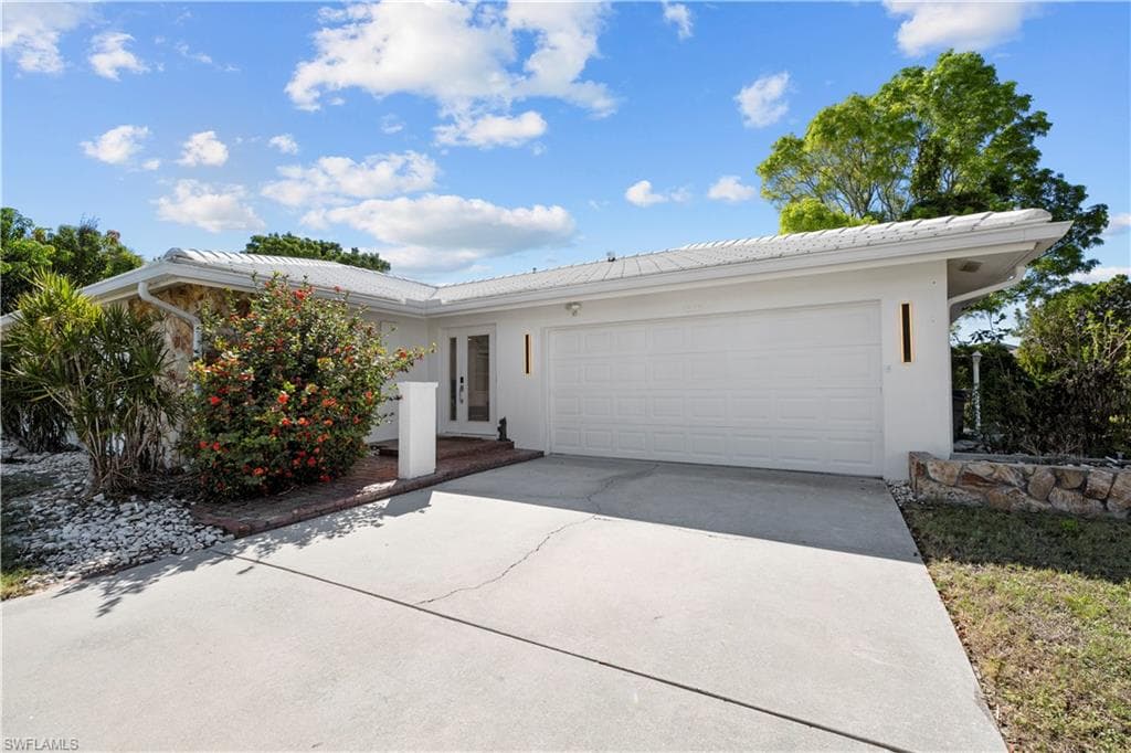 1515 Manchester BLVD FORT MYERS, FL 33919