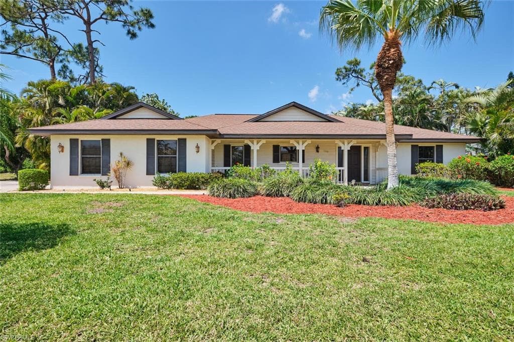 1901 Countess CT NAPLES, FL 34110