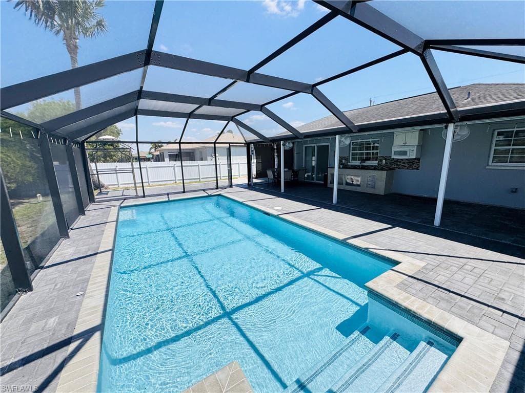 213 NW 14th ST CAPE CORAL, FL 33993