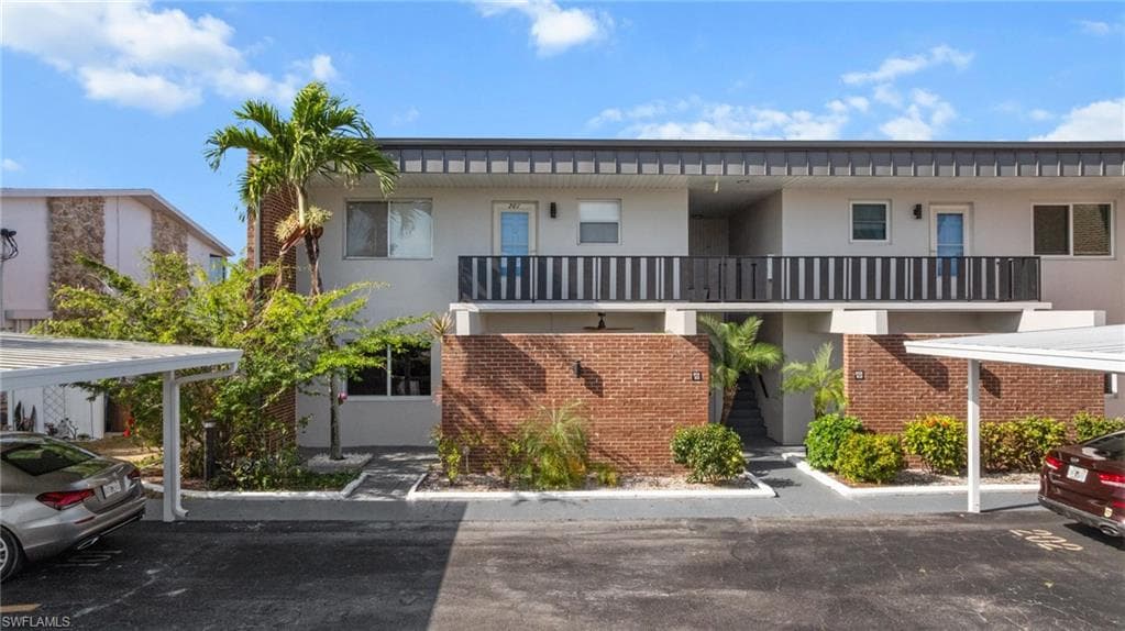 632 Victoria DR 101 CAPE CORAL, FL 33904