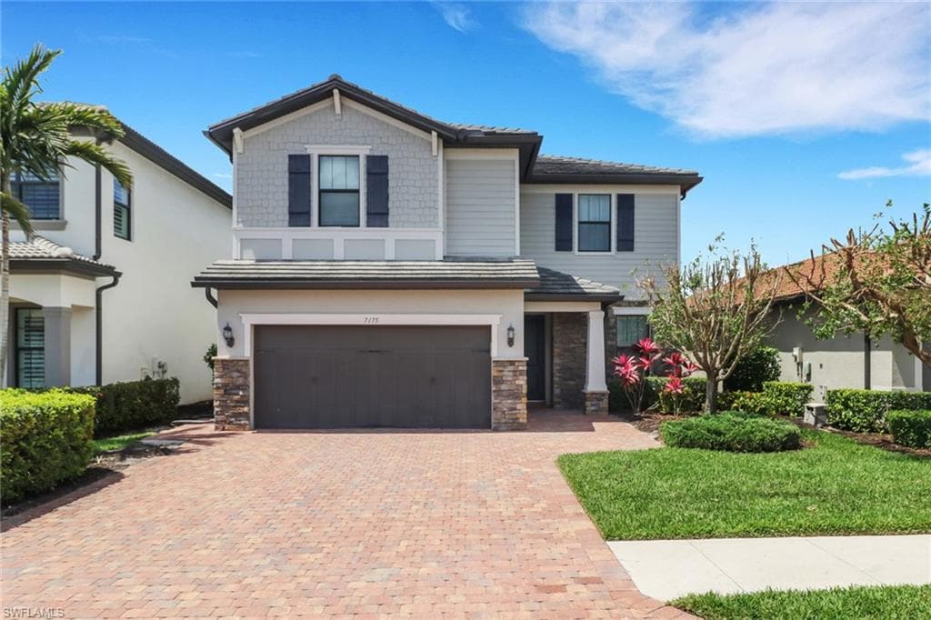 7175 Wilton DR NAPLES, FL 34109