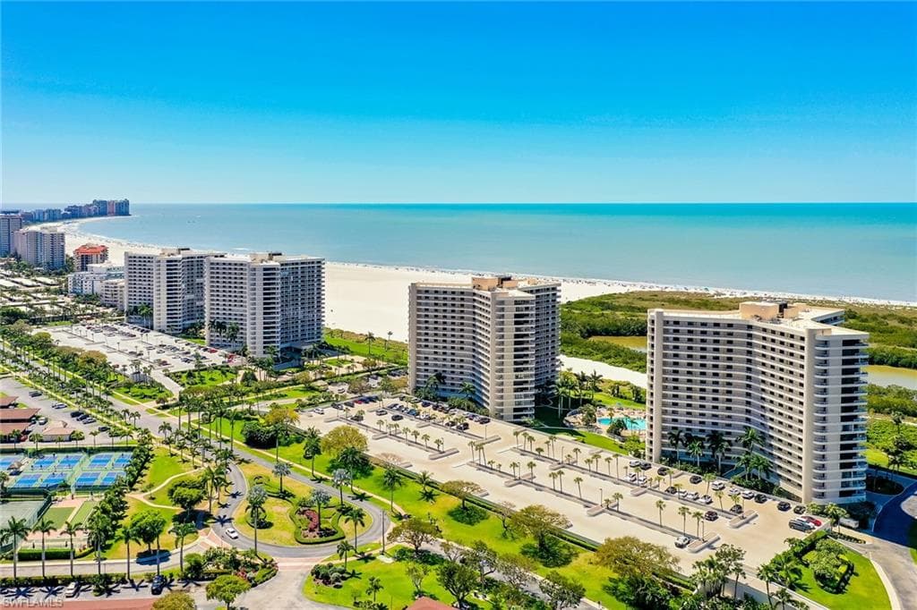 440 Seaview CT 504 MARCO ISLAND, FL 34145
