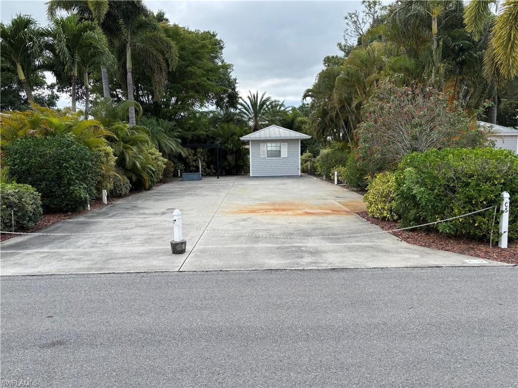 5758 Burrwood CT FORT MYERS, FL 33905