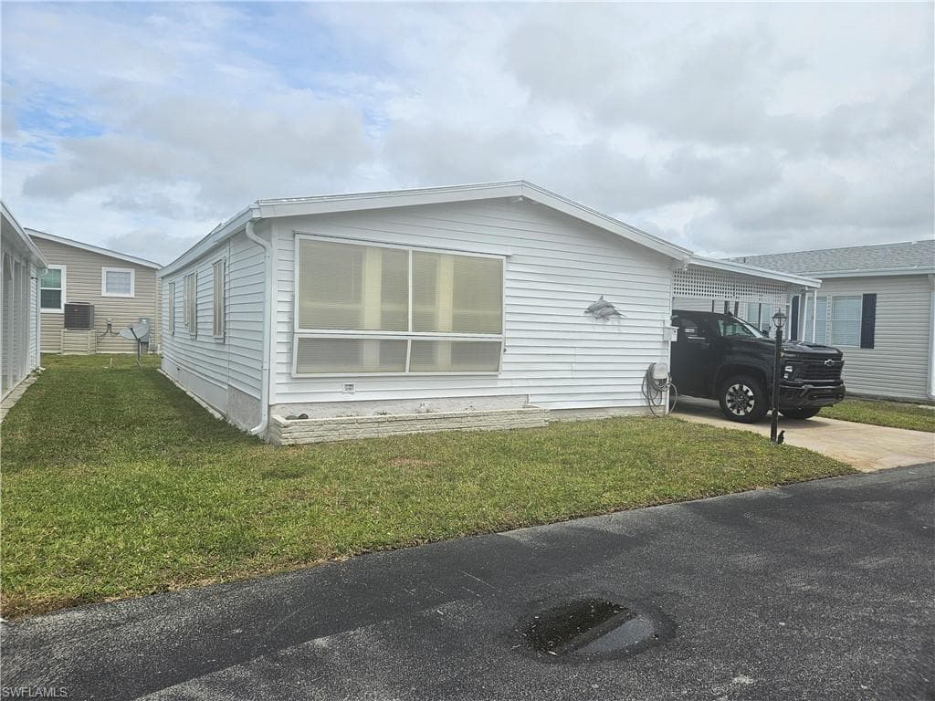 27 Amethyst AVE 27A NAPLES, FL 34114