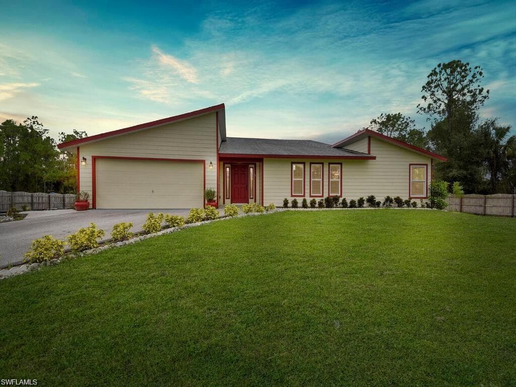 260 12TH ST SE NAPLES, FL 34117