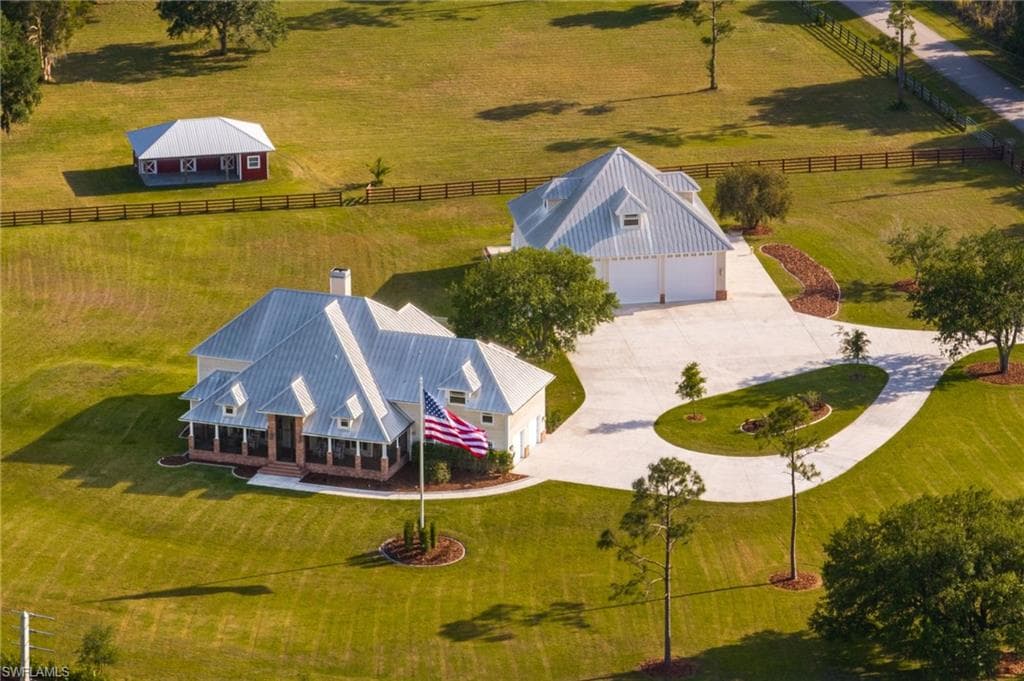 16900 N River RD ALVA, FL 33920
