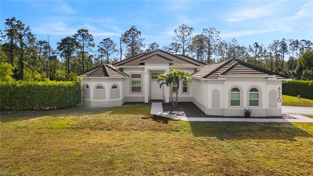 4520 12th ST NE NAPLES, FL 34120