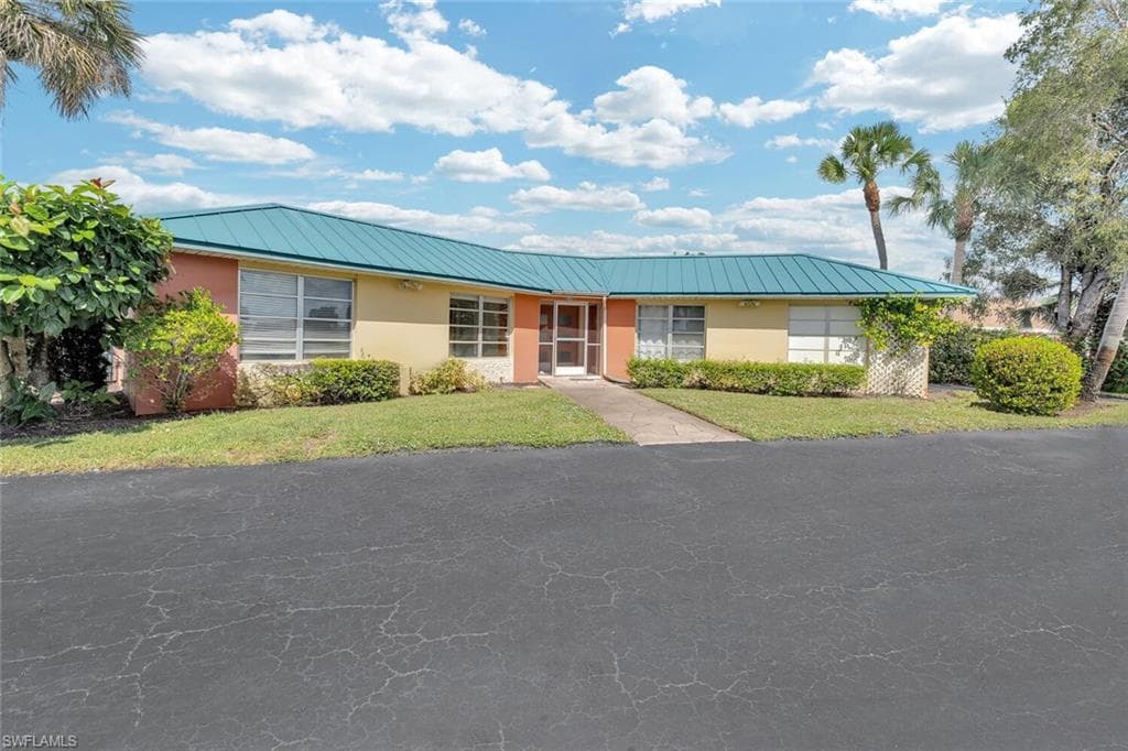 210 Pebble Beach BLVD NAPLES, FL 34113