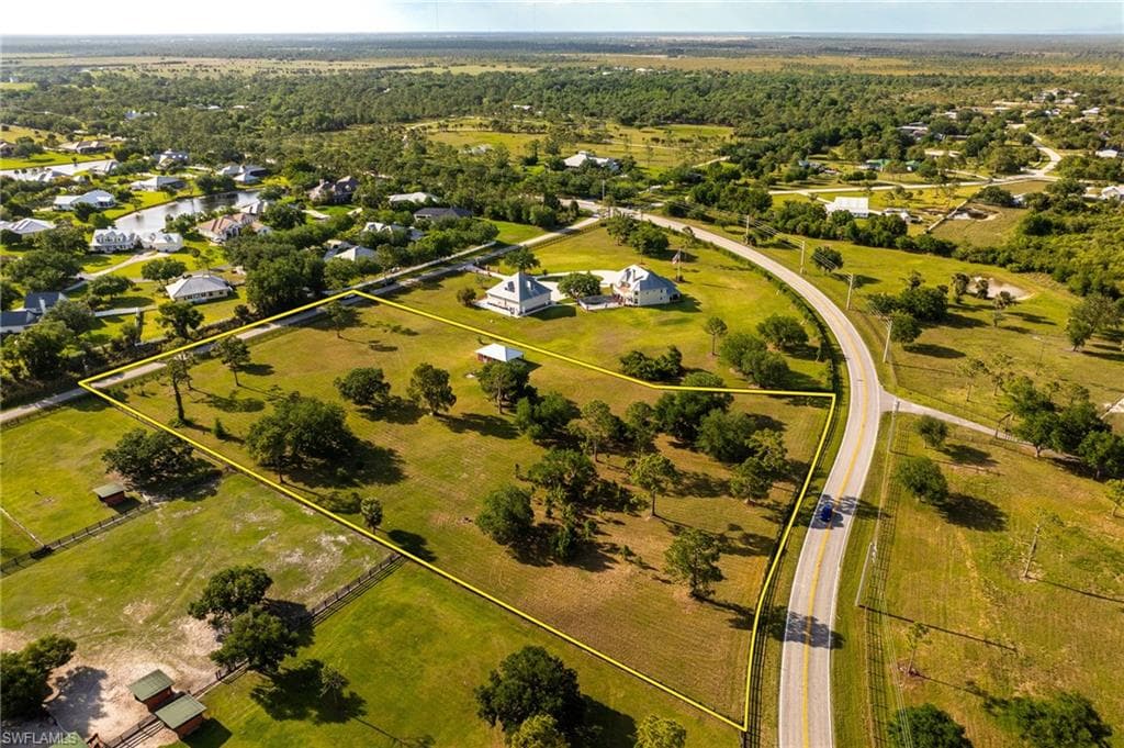 16910 N River RD ALVA, FL 33920