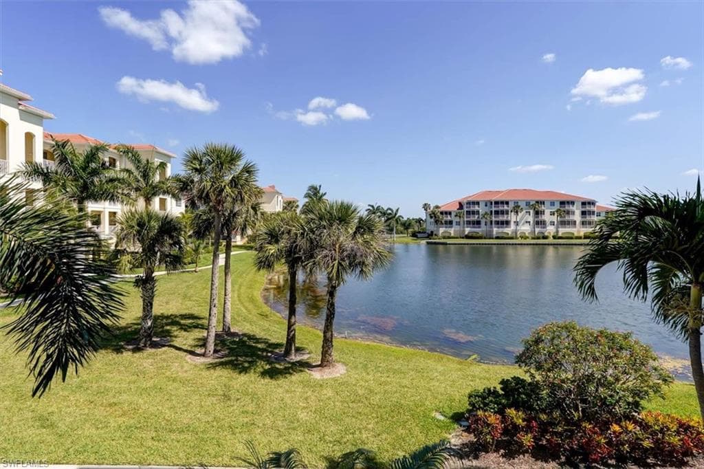 20041 Sanibel View CIR 107 FORT MYERS, FL 33908