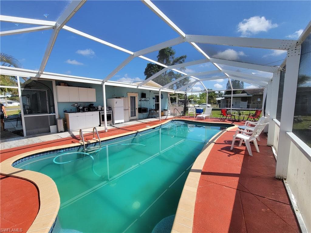 10 Jersey RD LEHIGH ACRES, FL 33936