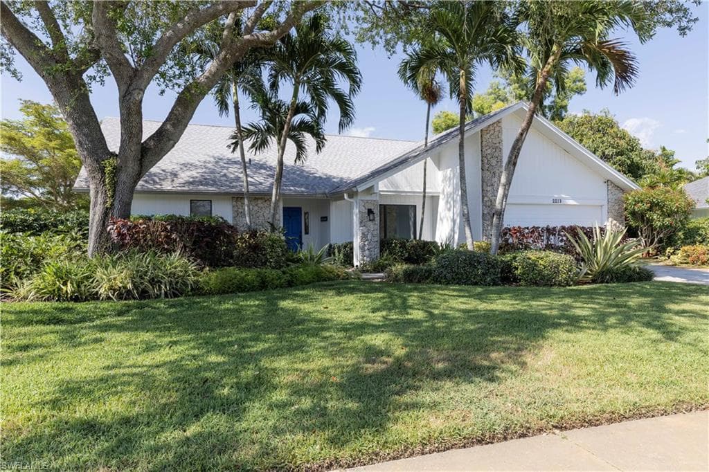 2213 Royal LN NAPLES, FL 34112