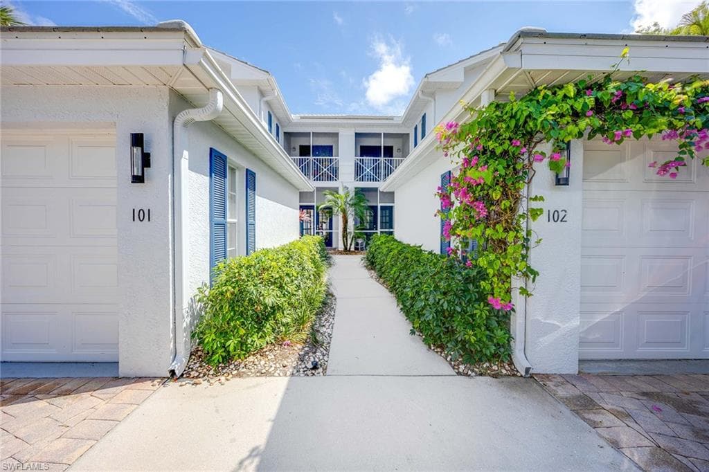 7045 Barrington CIR 101 NAPLES, FL 34108