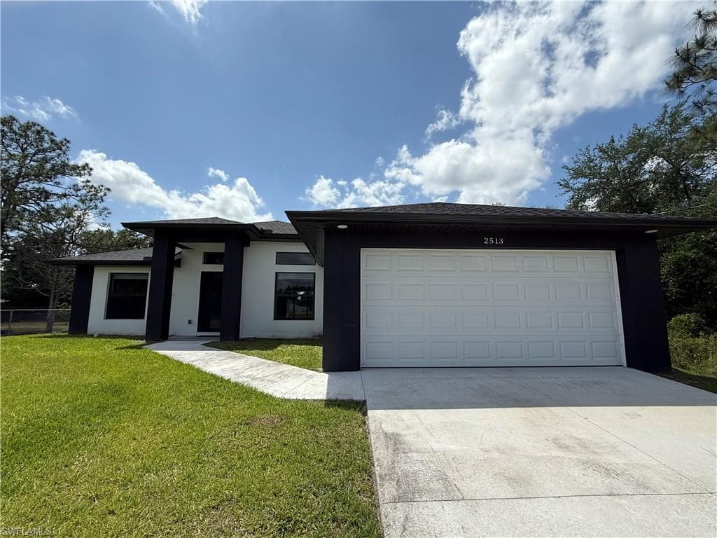 2513 54th ST SW LEHIGH ACRES, FL 33976