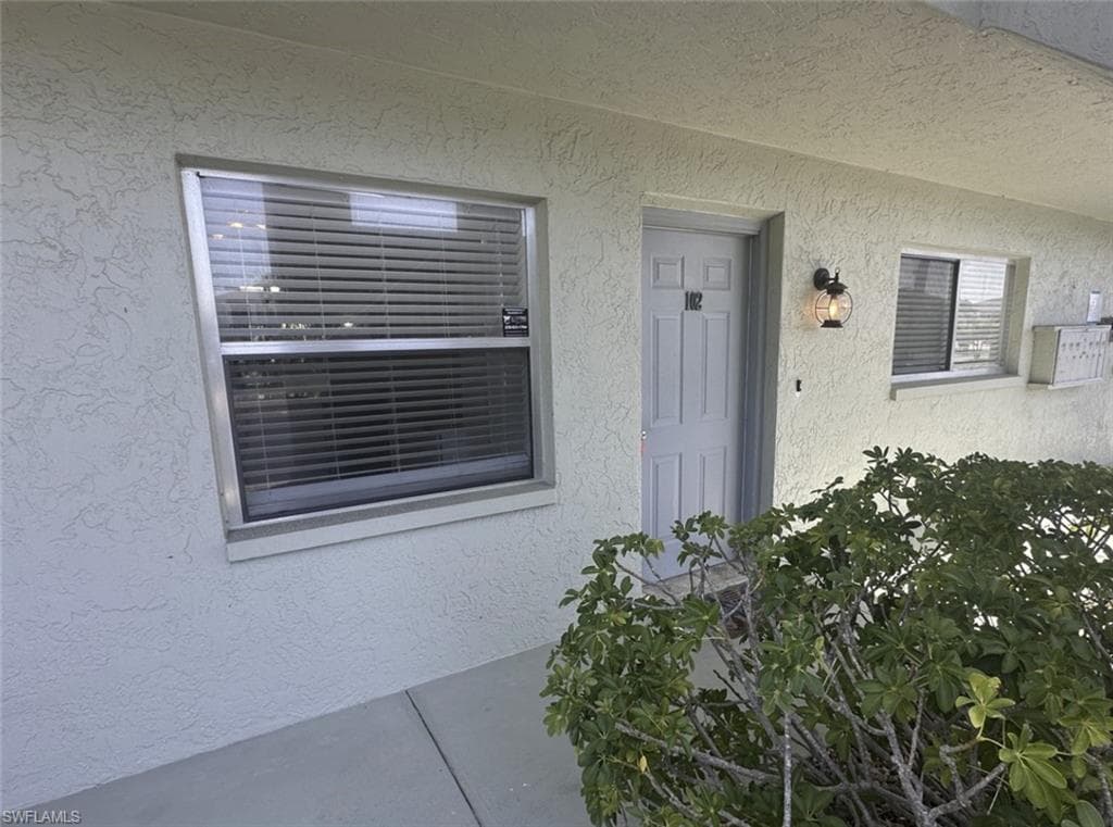 905 SW 48th TER 102 CAPE CORAL, FL 33914
