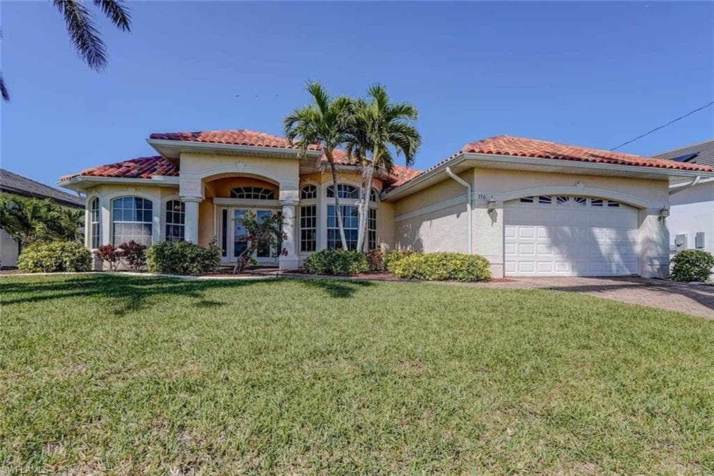 330 SW 33rd AVE CAPE CORAL, FL 33991