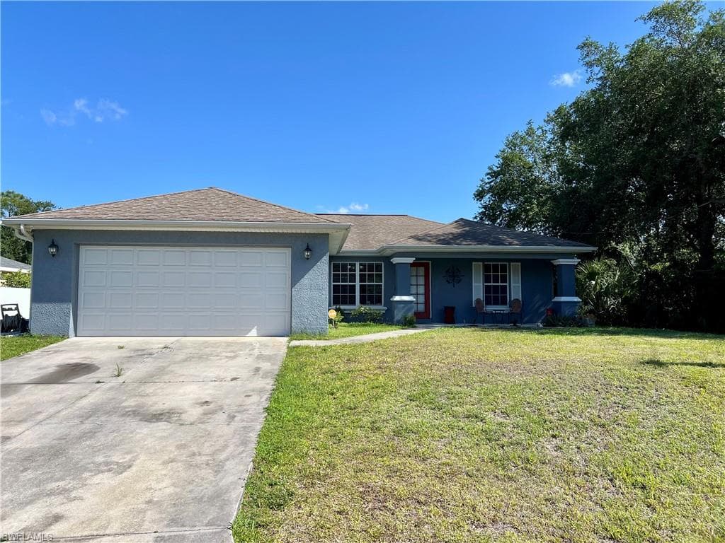 2502 53rd ST SW LEHIGH ACRES, FL 33976